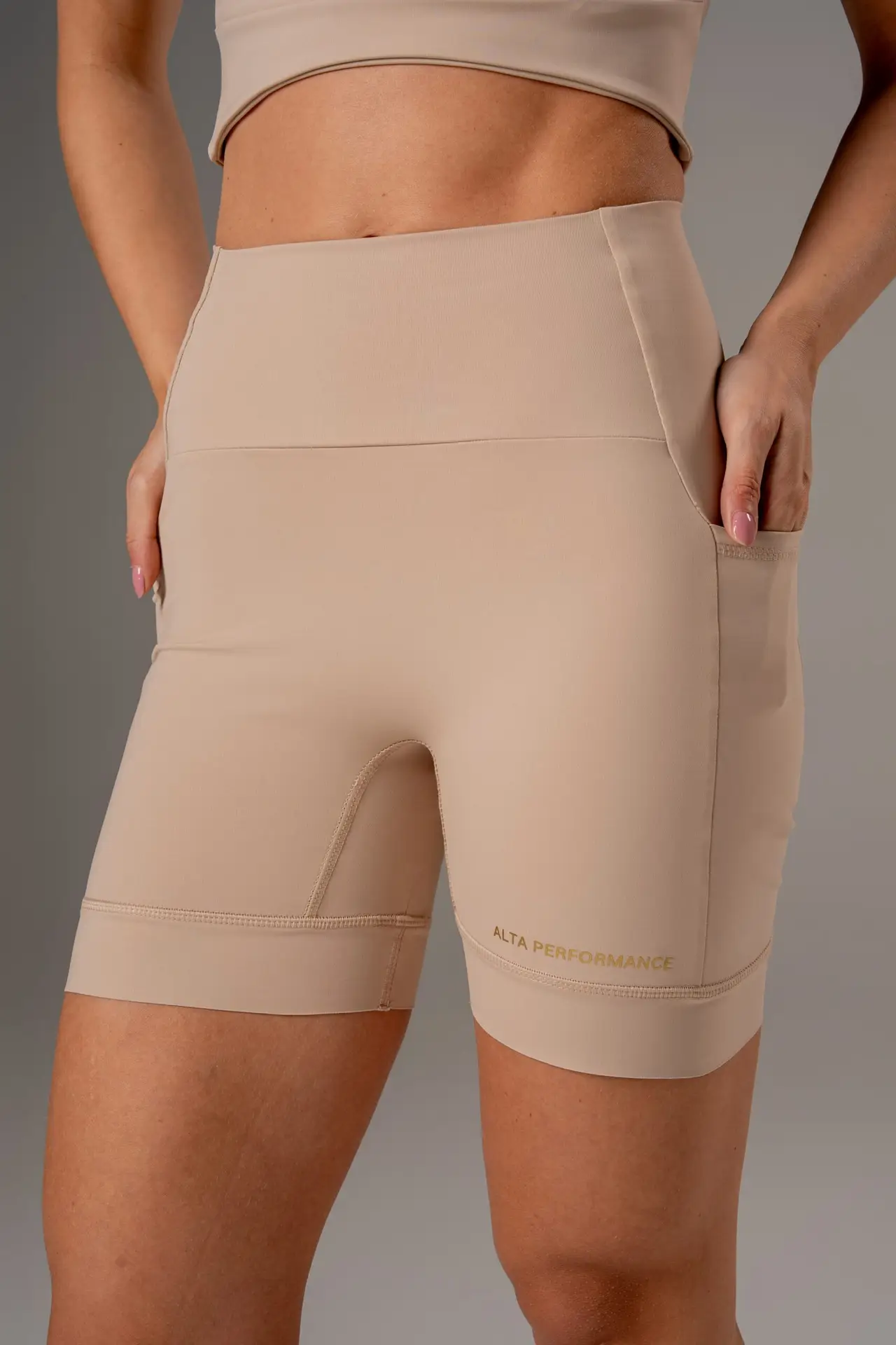 Short Alta Performance Sem costura frontal- Punkake