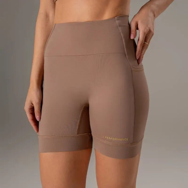 Short Alta Performance Sem costura frontal- Avelã