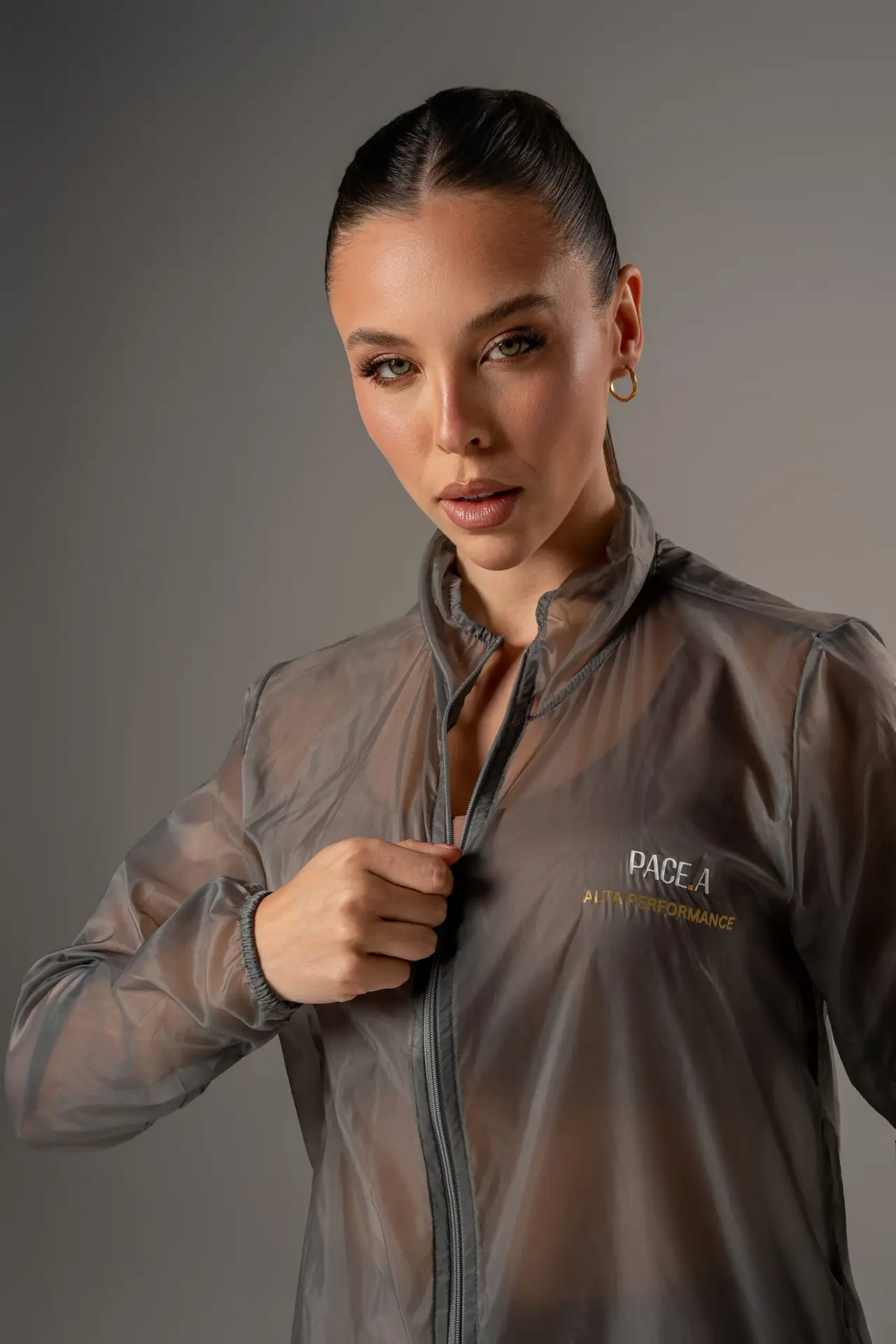 Corta-Vento Alta Performance- Middle Grey